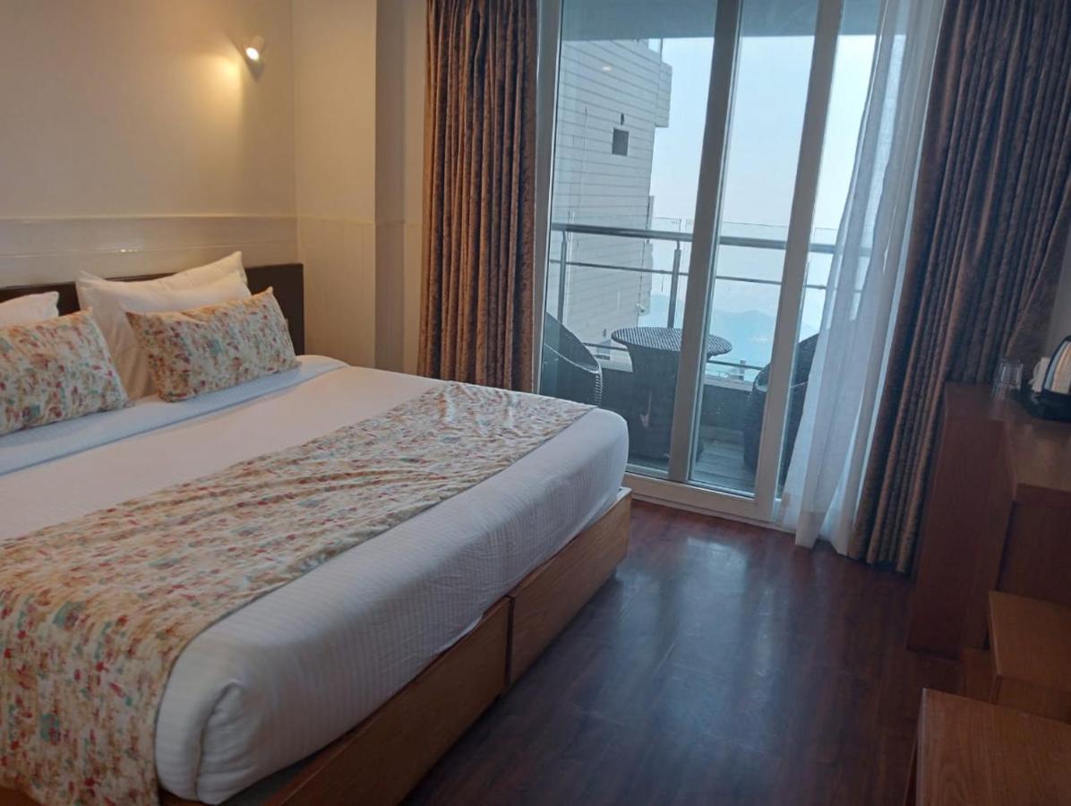 Yashshree Mussoorie Mall Road Екстер'єр фото