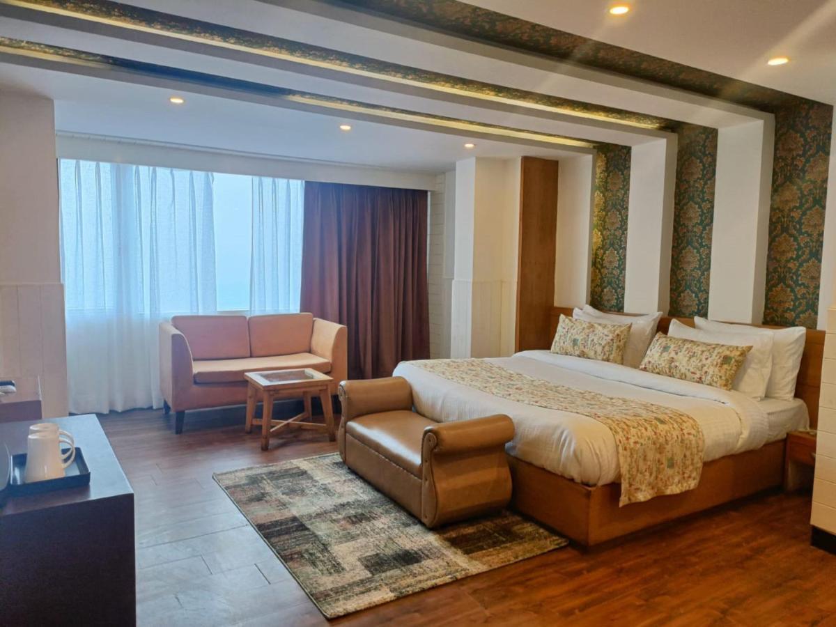 Yashshree Mussoorie Mall Road Екстер'єр фото