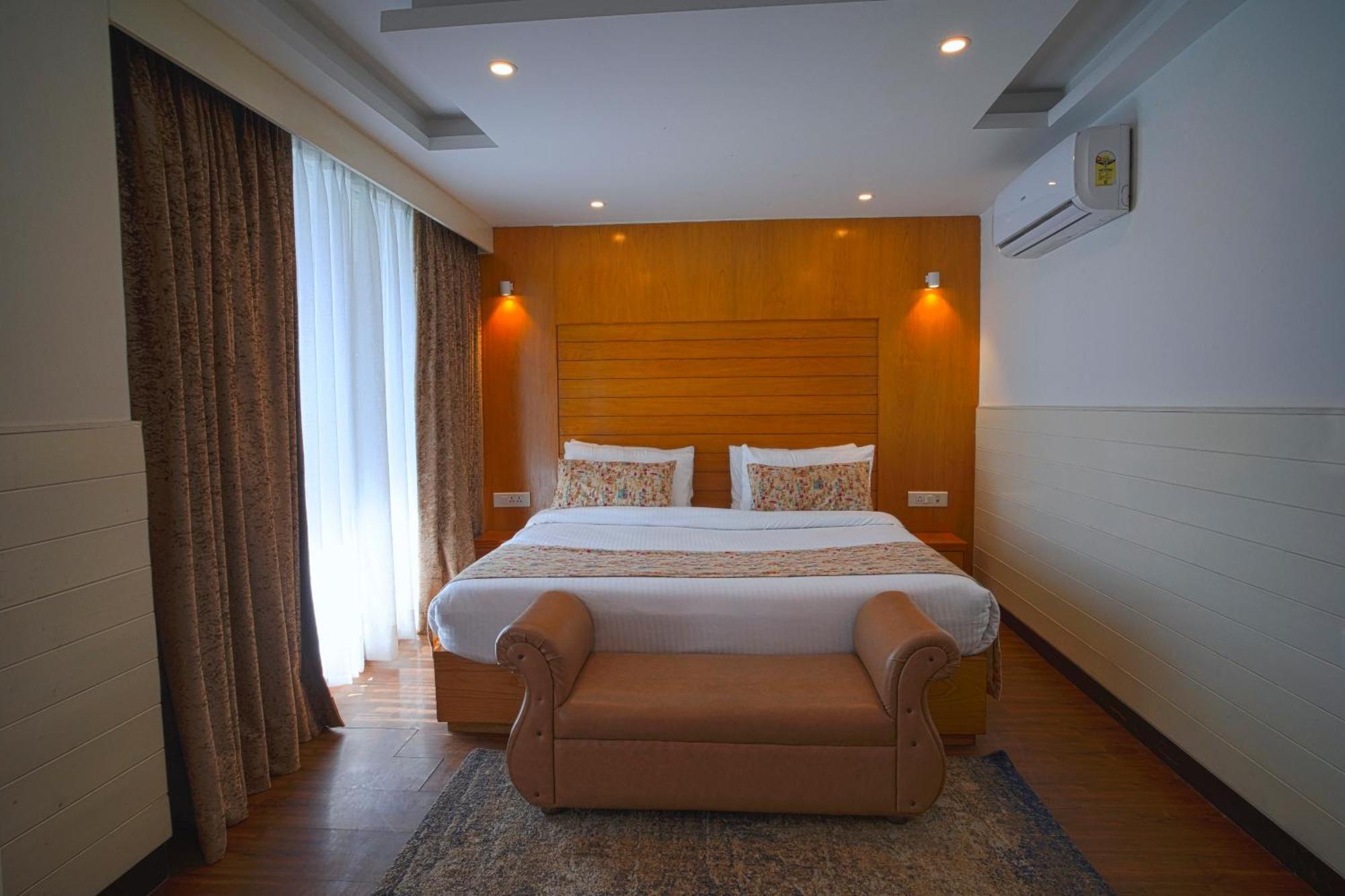 Yashshree Mussoorie Mall Road Екстер'єр фото